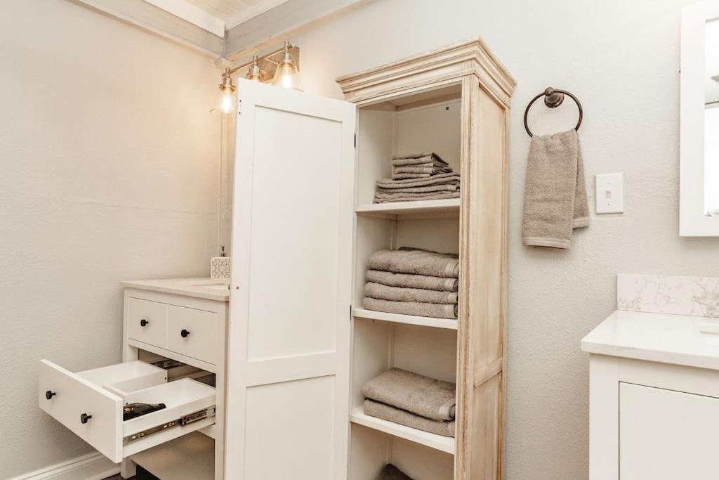 Comfortable King Suite Zen Space แฮตตีส์เบิร์ก ภายนอก รูปภาพ